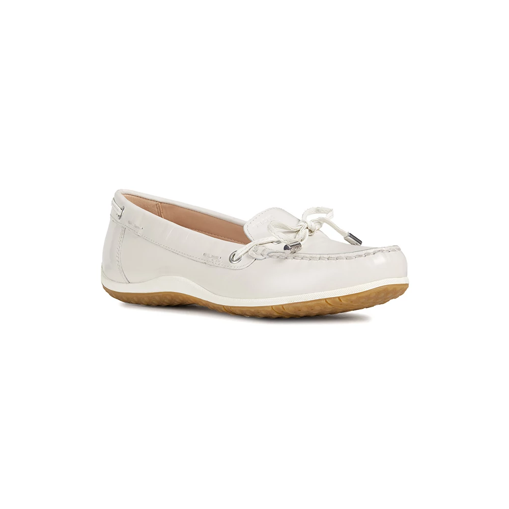 Geox női mokasszin off white 178590_B.jpg