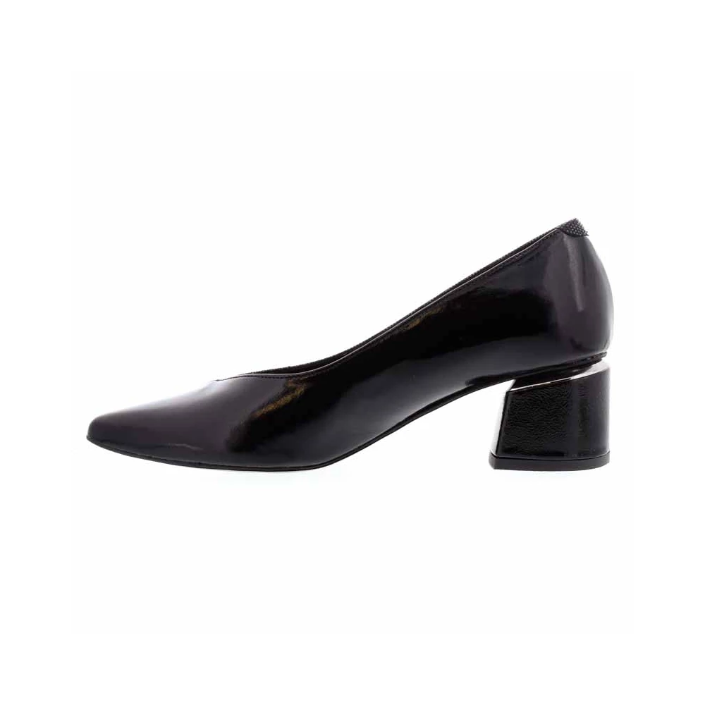 Laura Messi pumps/ 600-732 fekete 190992_C.jpg