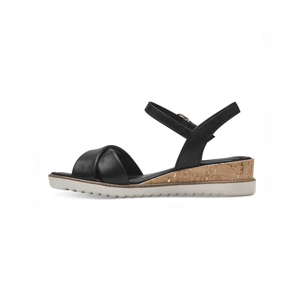 Tamaris szandál/black 001   204246_C.jpg