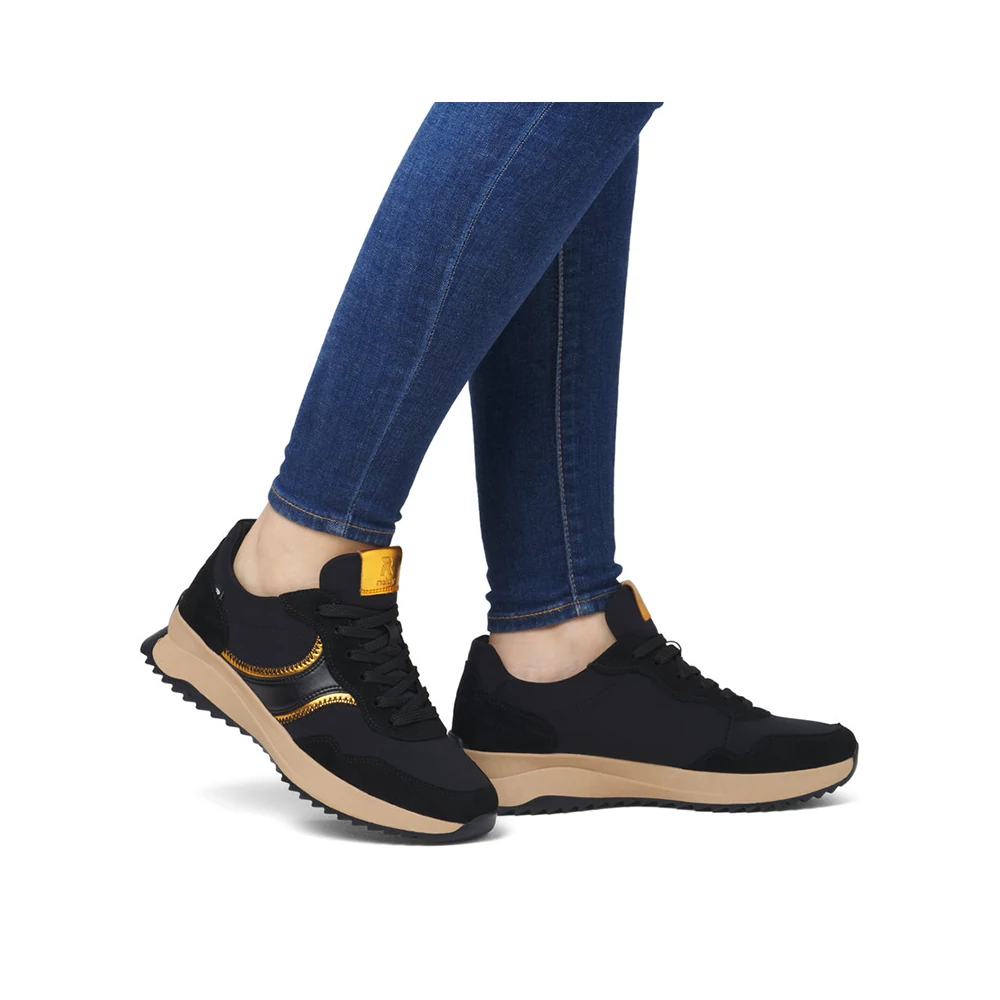 Rieker sportcipő /schwarz    208849_D.jpg