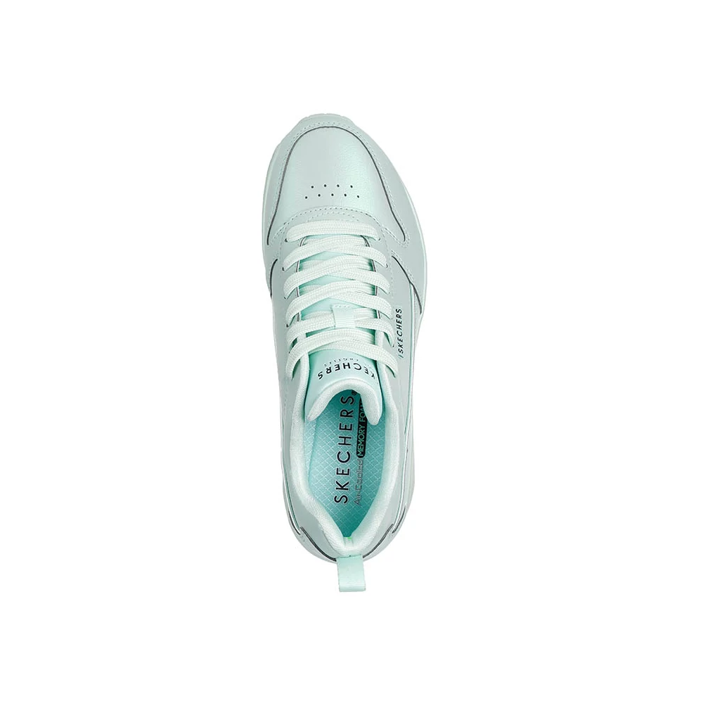 Skechers sportcipő/MNT  211561_C.jpg