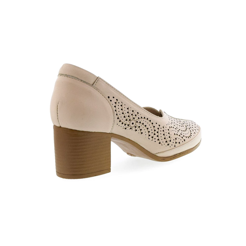 Venus női lyukacsos pumps212937_D.jpg