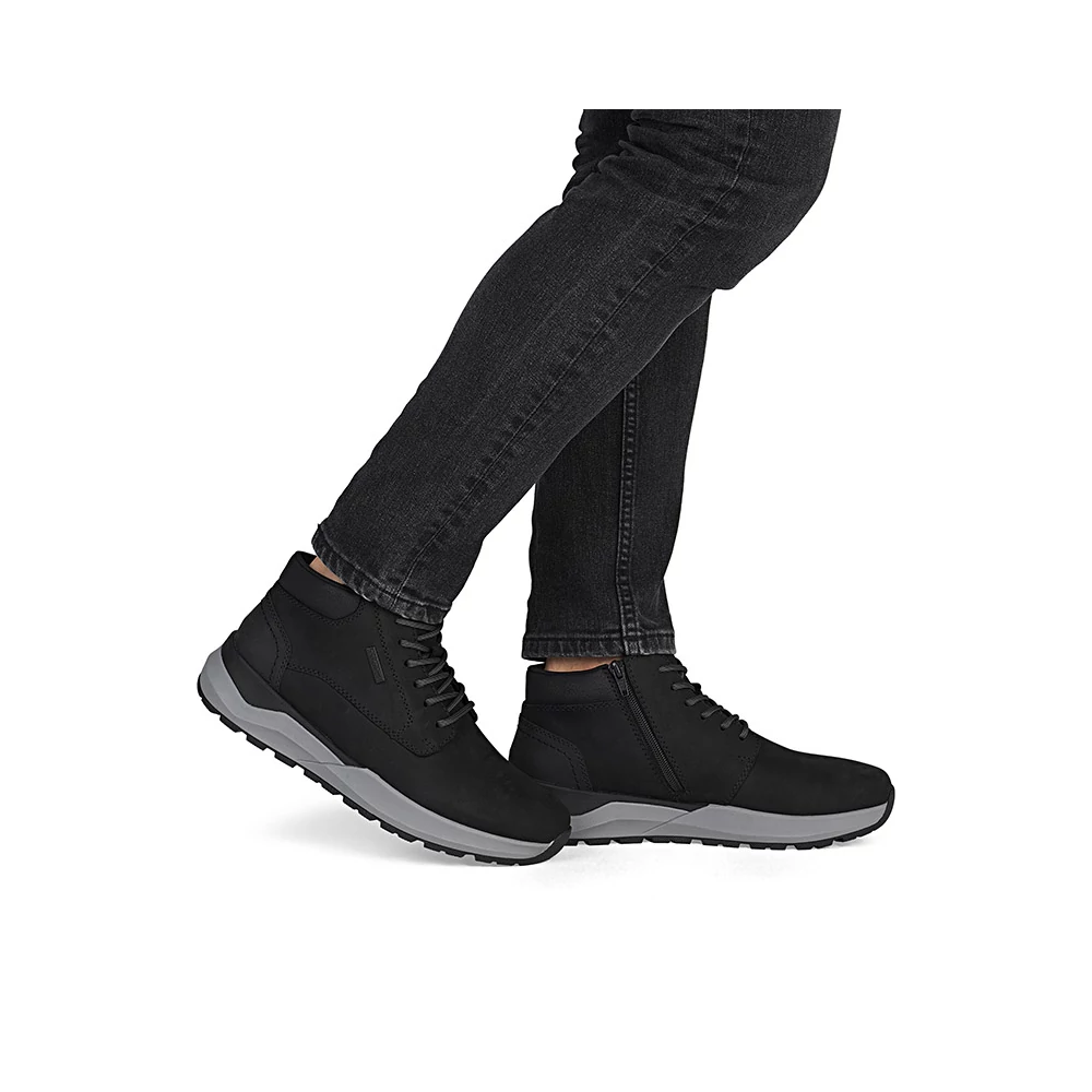 Rieker bokacipő/schwarz 213655_D.jpg