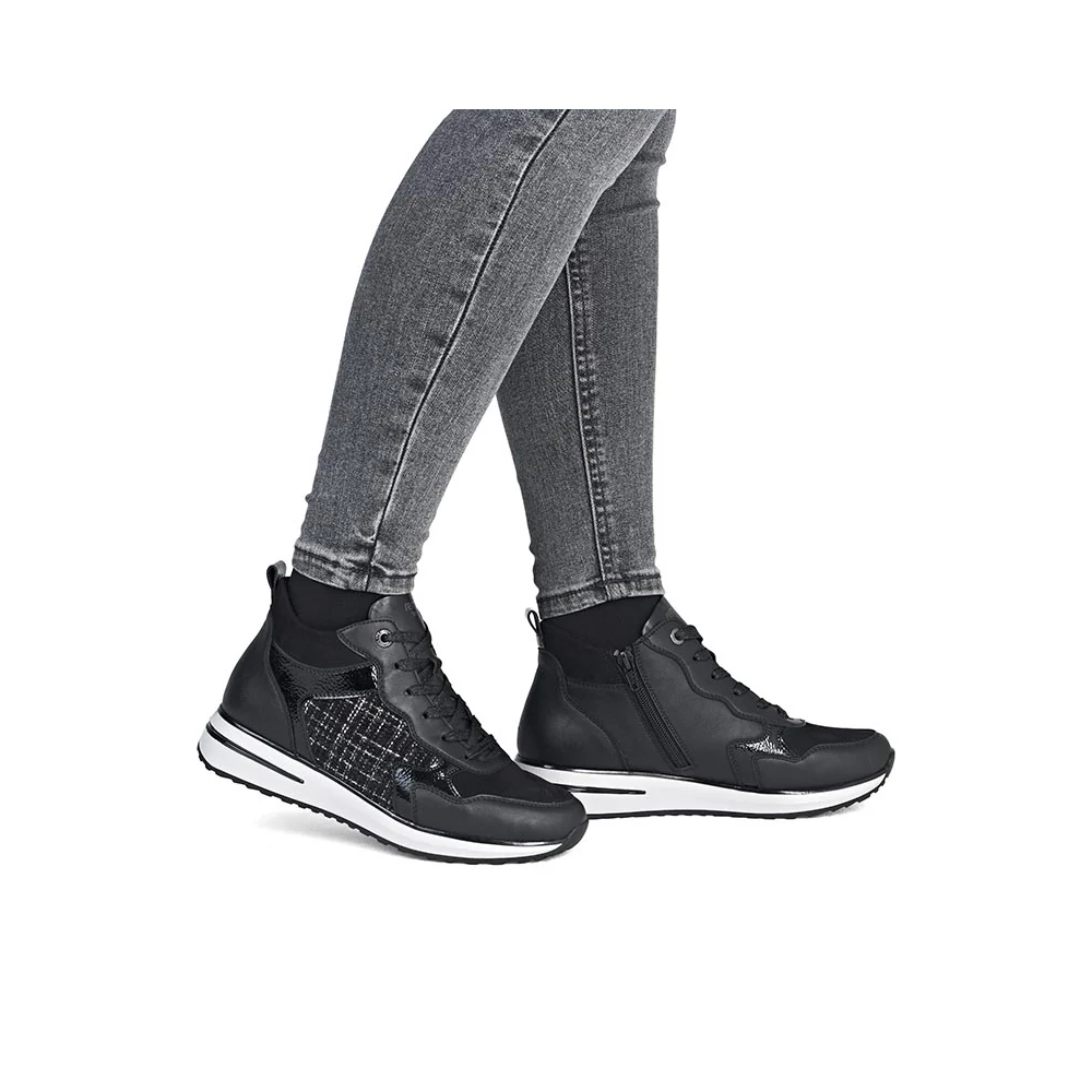 Remonte bokacipő/schwarz  213673_D.jpg