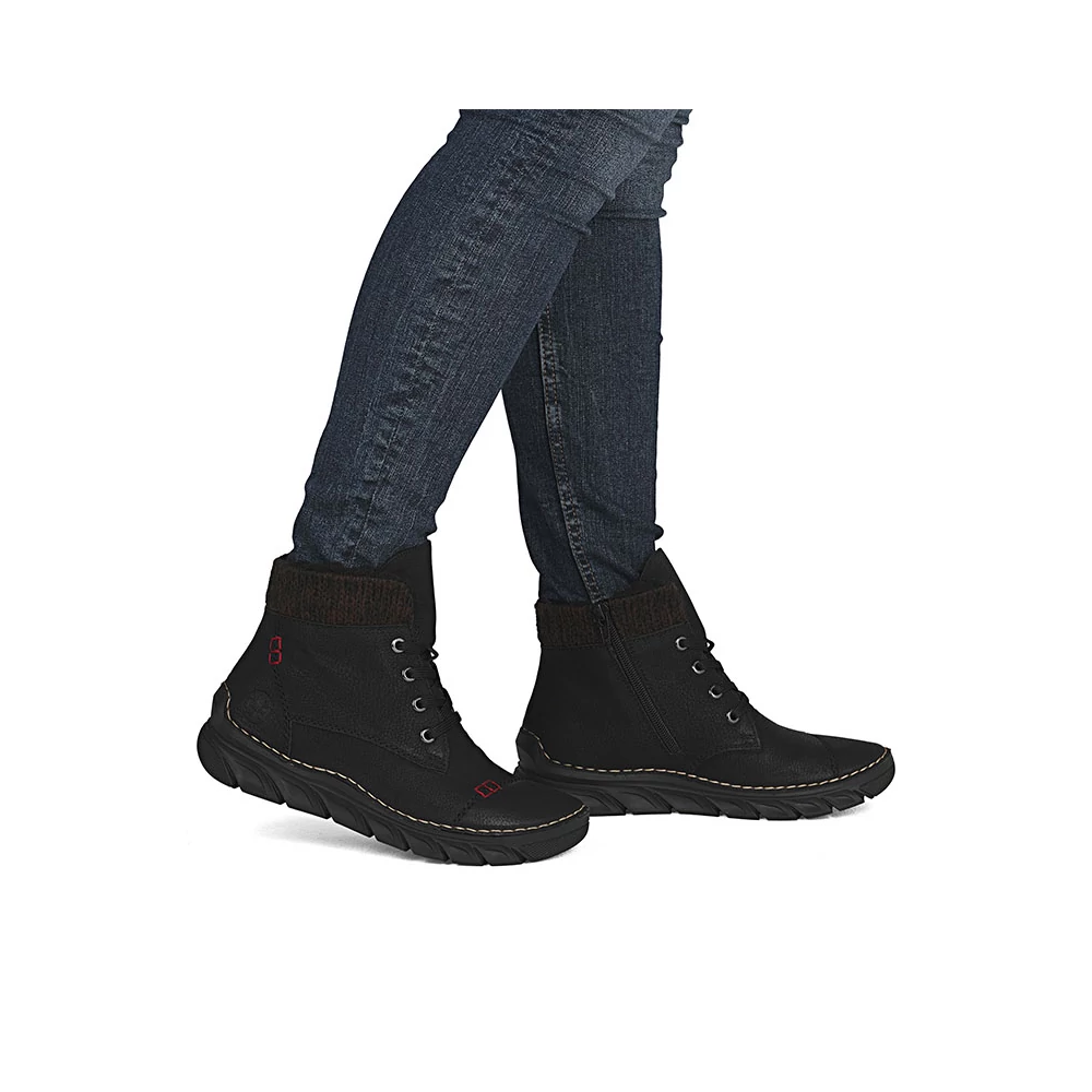 Rieker bokacipő/schwarz   213740_D.jpg