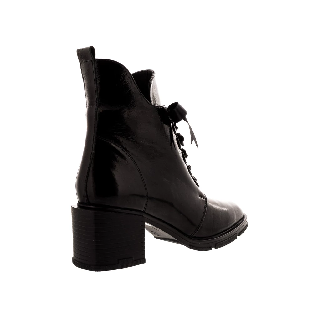 Sebastiano fűzős lakk bokacipő215752_D.jpg