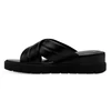 Kép 3/4 - Tamaris papucs/black 001   211088_C.jpg